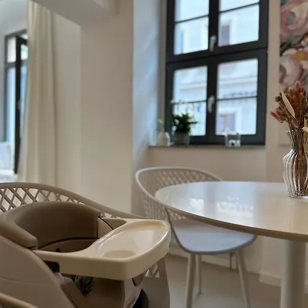 Daire Super Zentral Mit Parkplatz, Fenster Verspiegelt *